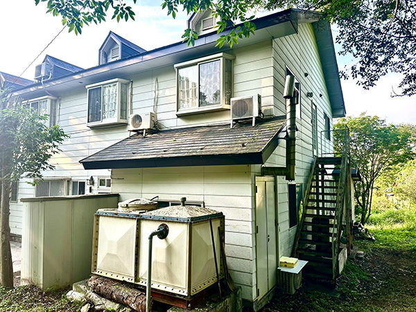 41272A3A-E3DC-4849-9948-DF87A8E989E8